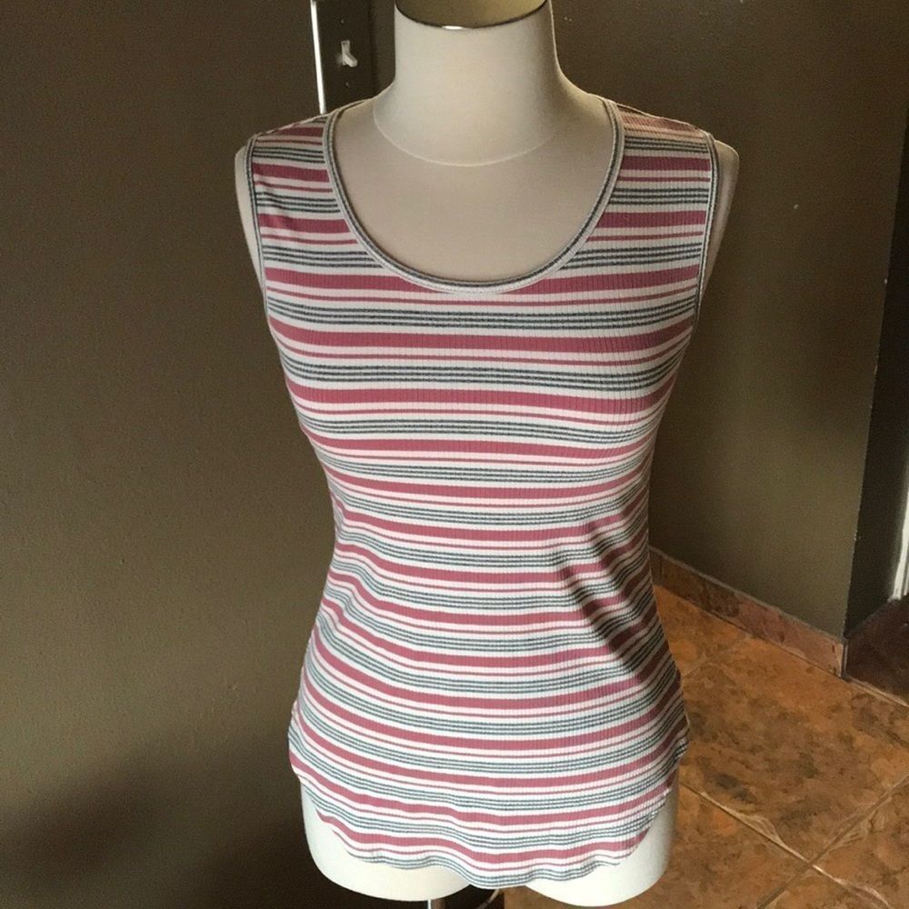 Froxx Sleeveless Knit Top